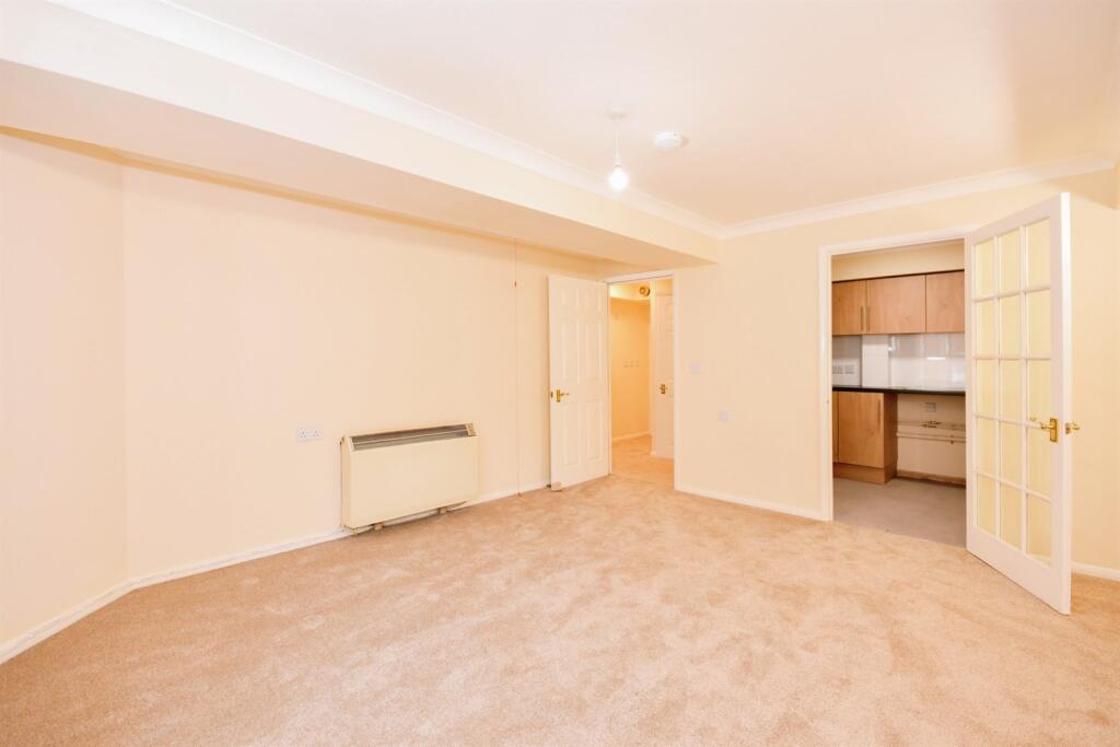 Additional image 16 of Wellington Court, 10-12 Poole Road, Westbourne, Bournemouth, BH2