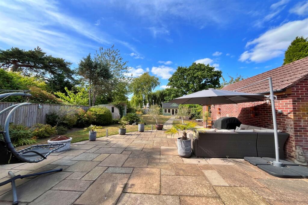 Additional image 18 of Broadstone