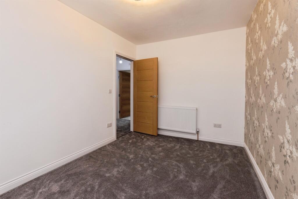 Additional image 8 of Smiddles Lane, Bradford