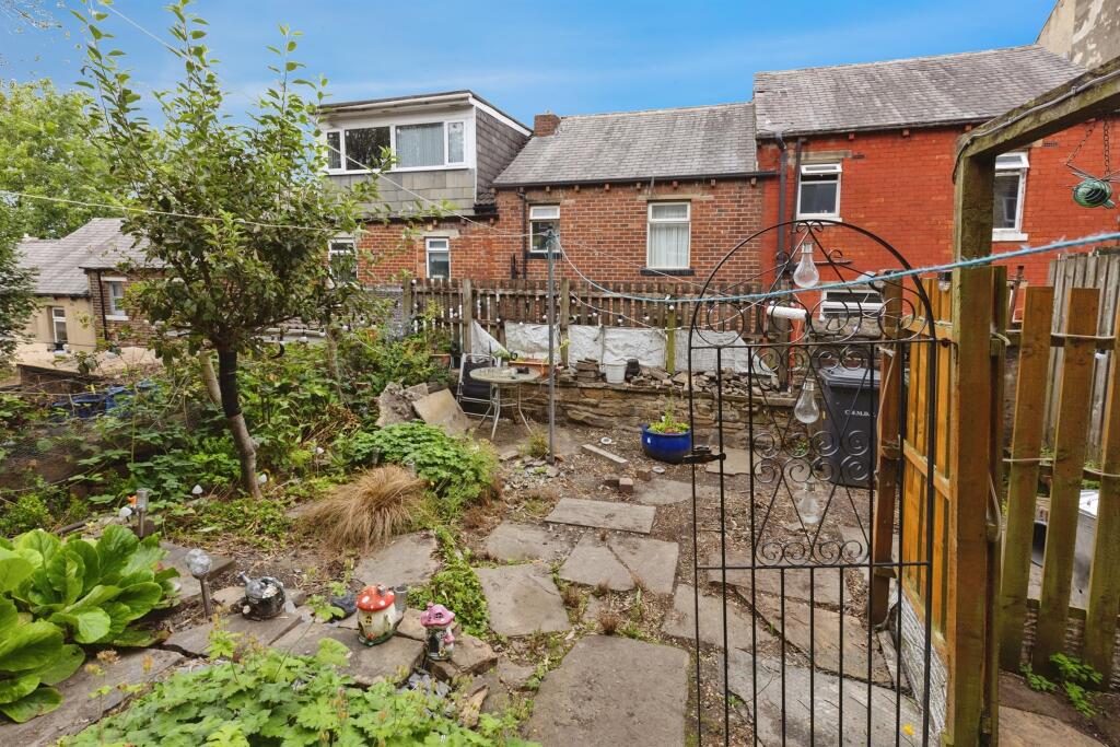 Additional image 16 of Westcroft Road, Bradford