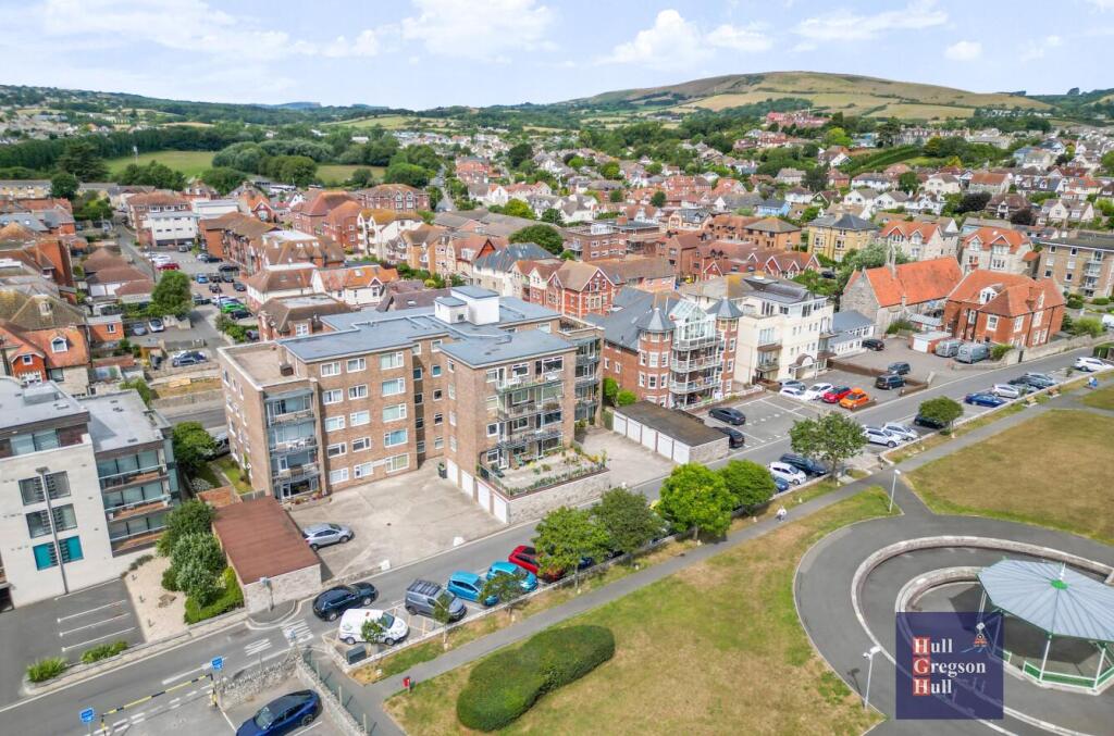 Additional image 9 of Mowlem court