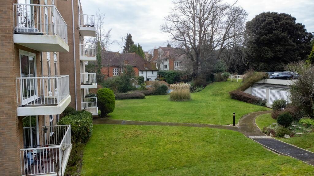 Additional image 11 of Modern 2 bed flat in Meyrick Court