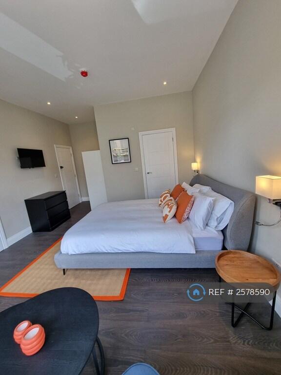 Additional image 4 of Crescent Road, Bournemouth, BH2