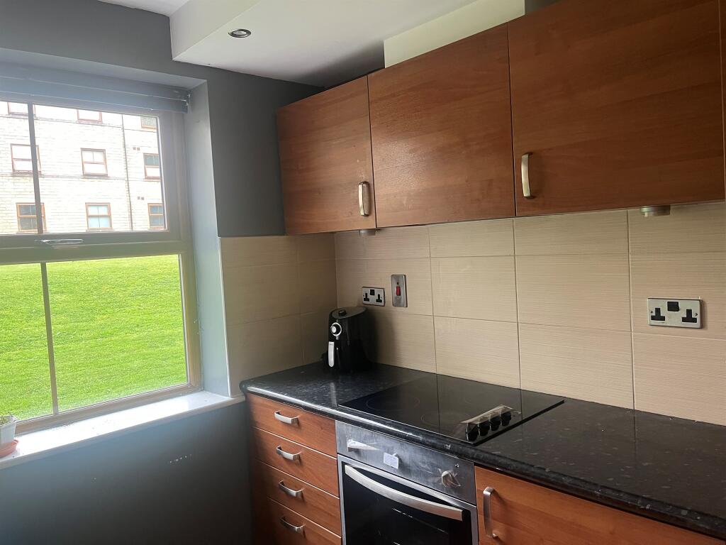 Additional image 8 of Peregrine Way, Bradford