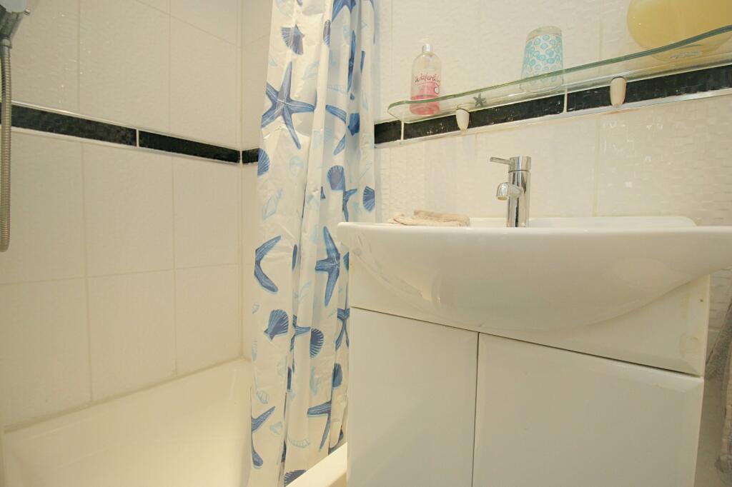 Additional image 18 of Bartle Lane, Great Horton, Bradford, BD7