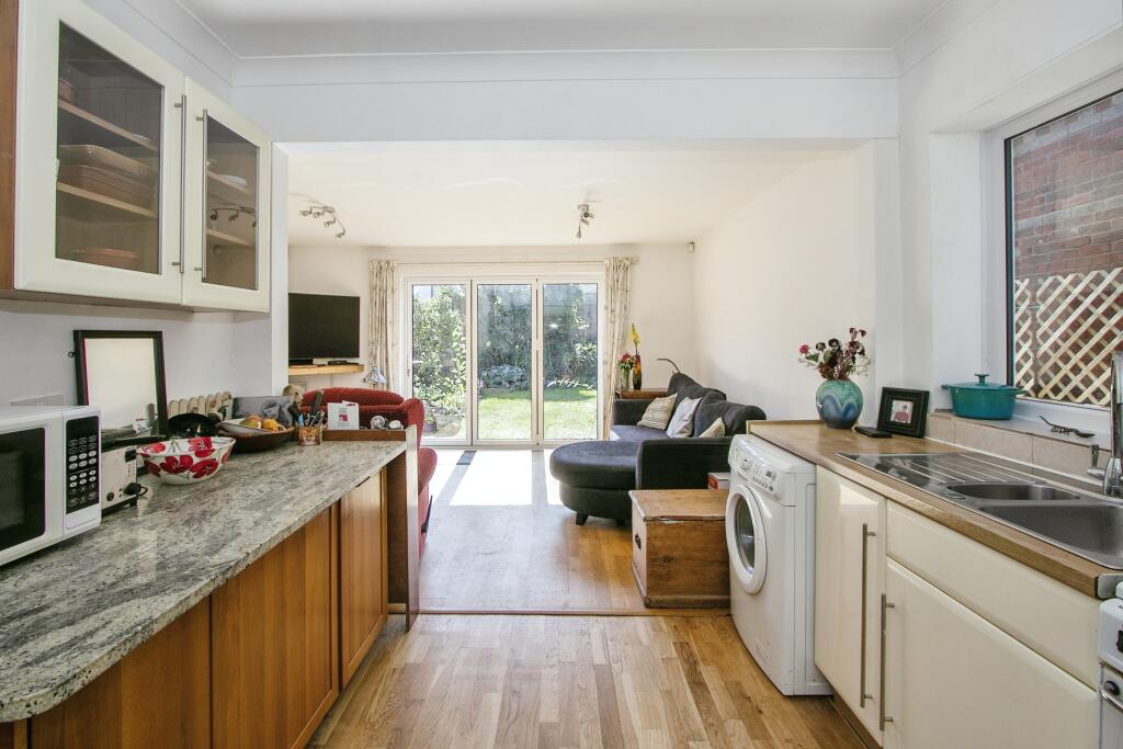 Additional image 18 of Hill Crest Road, Poole, BH12