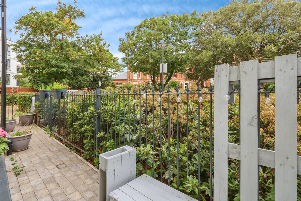 Additional image 9 of West Cliff Road, Bournemouth