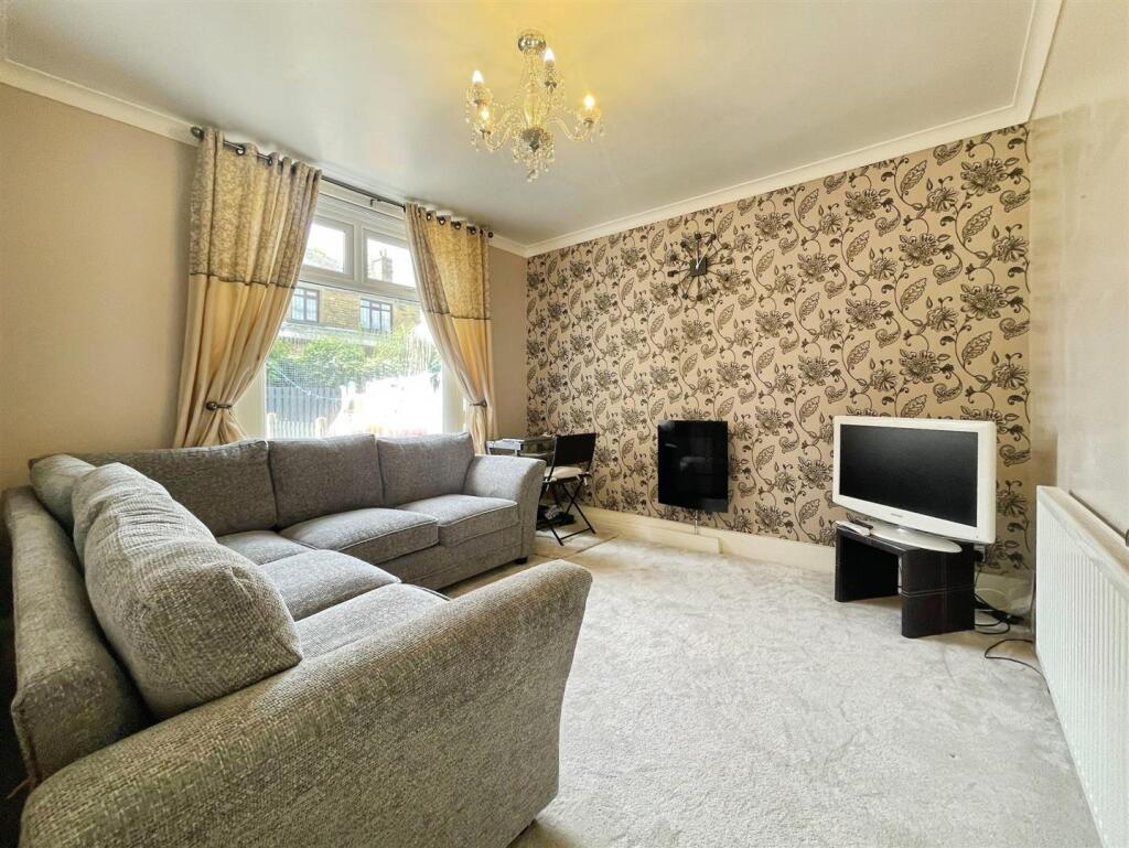 Additional image 7 of Kenmore Crescent Bradford, BD6 3JG