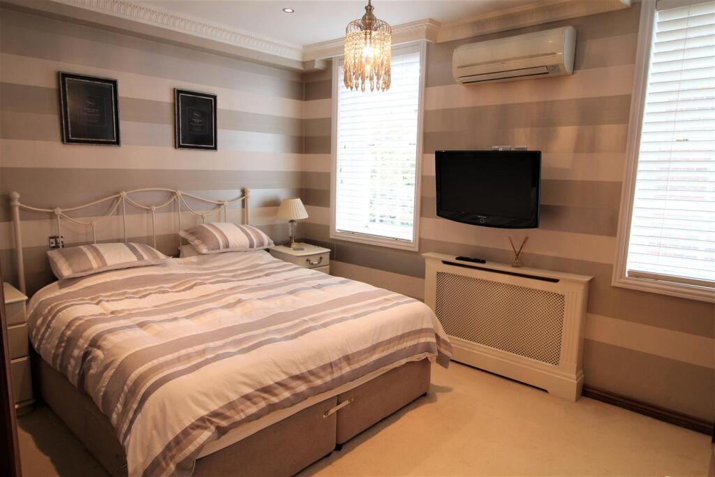 Additional image 5 of Thames Street, Poole