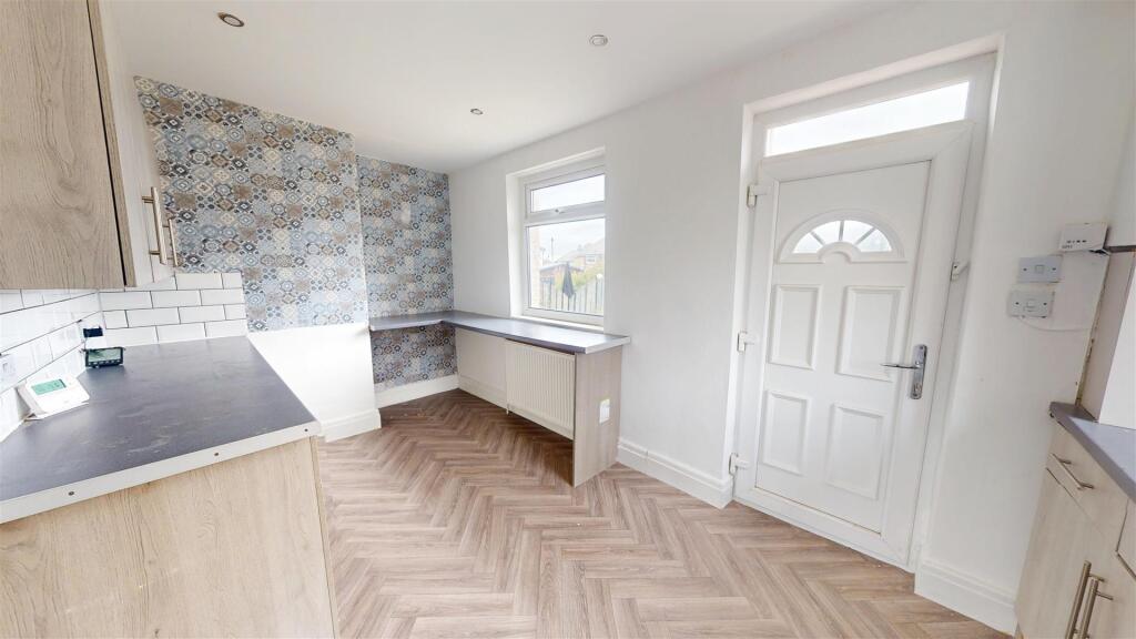 Additional image 13 of Mandale Road, Bradford