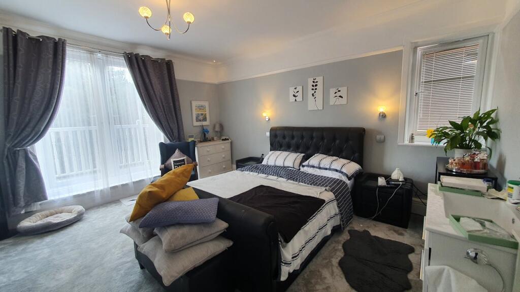 Additional image 8 of Ingledene House, 18-20 Gardens View, Bournemouth, BH1 3QA