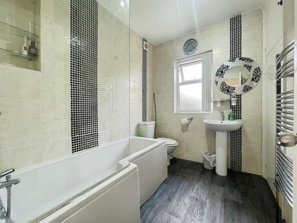 Additional image 15 of Kenmore Crescent Bradford, BD6 3JG