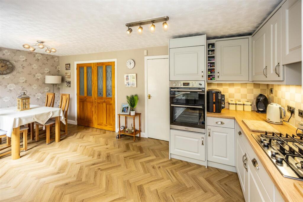 Additional image 29 of Clayfield Drive, Bradford