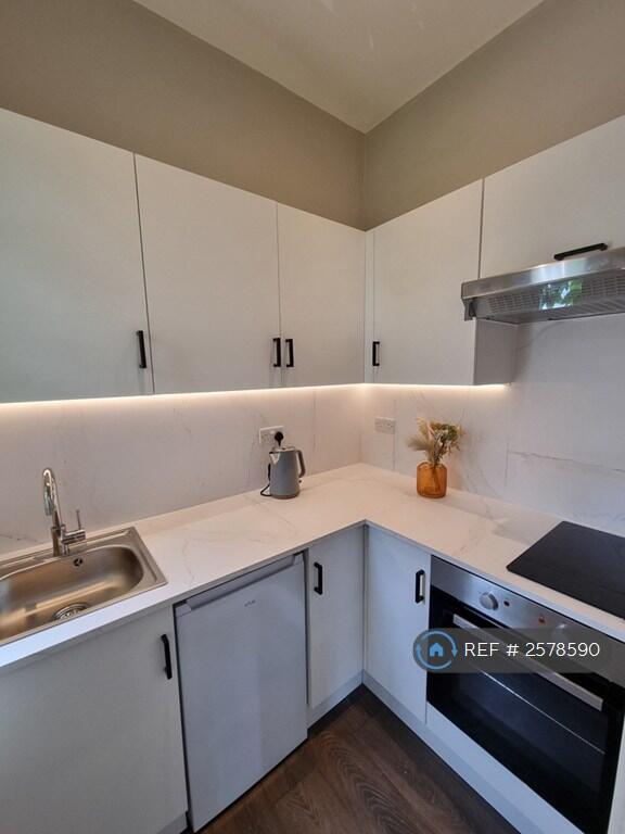 Additional image 2 of Crescent Road, Bournemouth, BH2