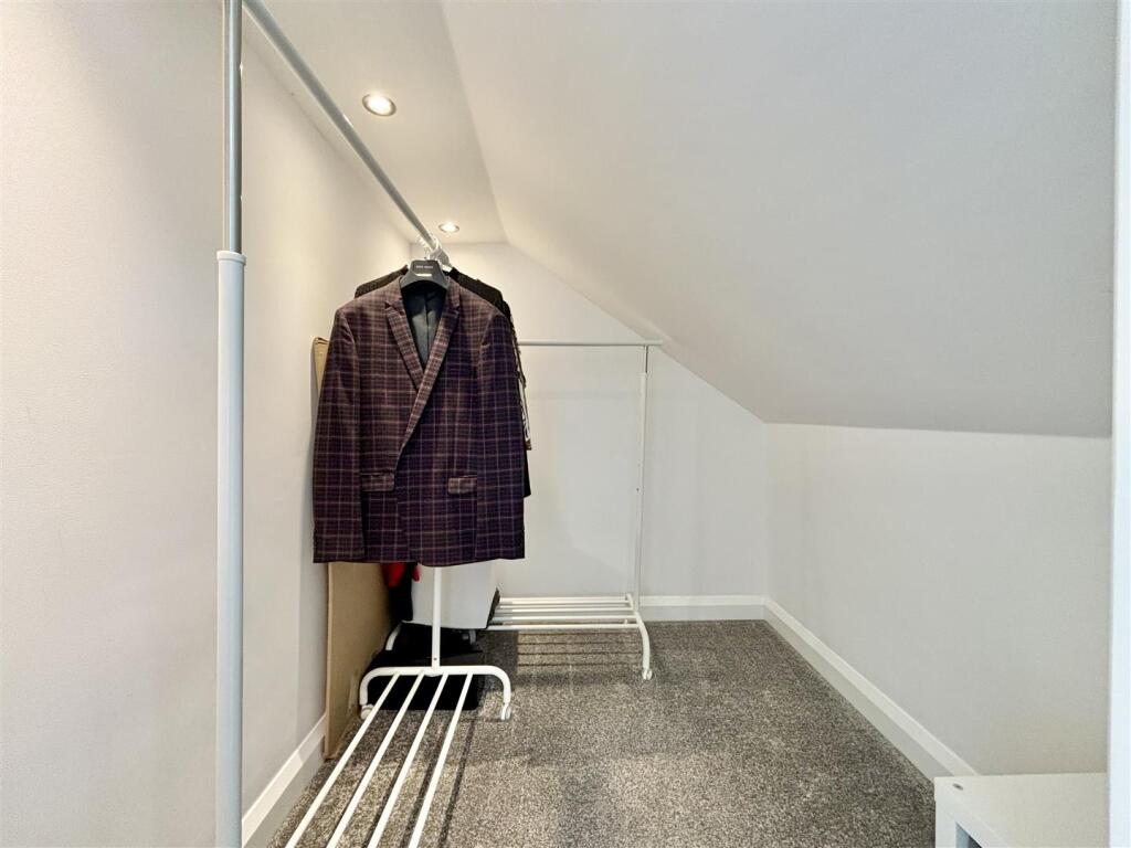 Additional image 12 of Raeburn Drive, Bradford 6