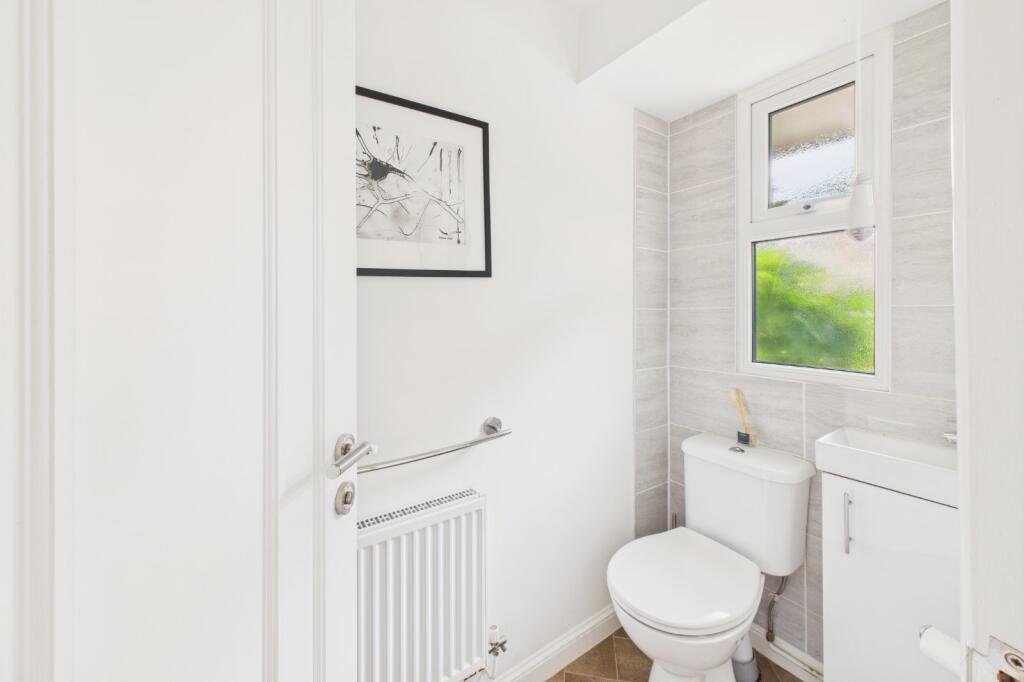 Additional image 13 of Twin Oaks Close, Broadstone, Dorset, BH18