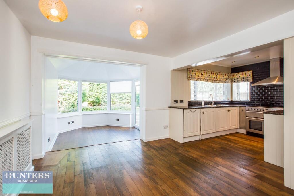 Additional image 5 of Dean Beck Avenue, Bradford, West Yorkshire, BD6 1DE