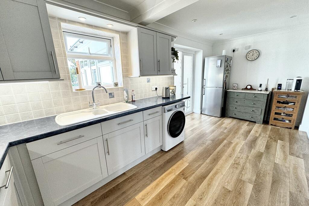 Additional image 6 of Bearwood