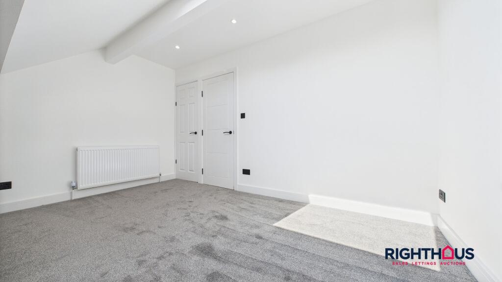 Additional image 11 of Halifax Road, Bradford, BD6