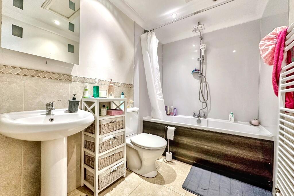 Additional image 7 of Ashley Cross