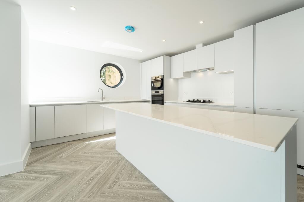 Additional image 7 of East Overcliff  Drive , Bournemouth, Dorset