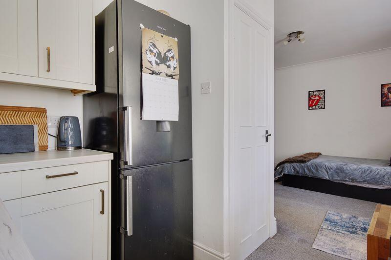 Additional image 25 of Nr Westbourne, Studio Flat, Swimming Pool.