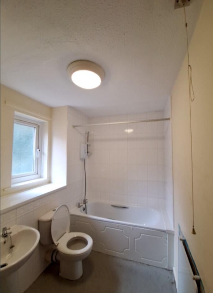 Additional image 4 of Oak Avenue, Bradford, West Yorkshire, BD8