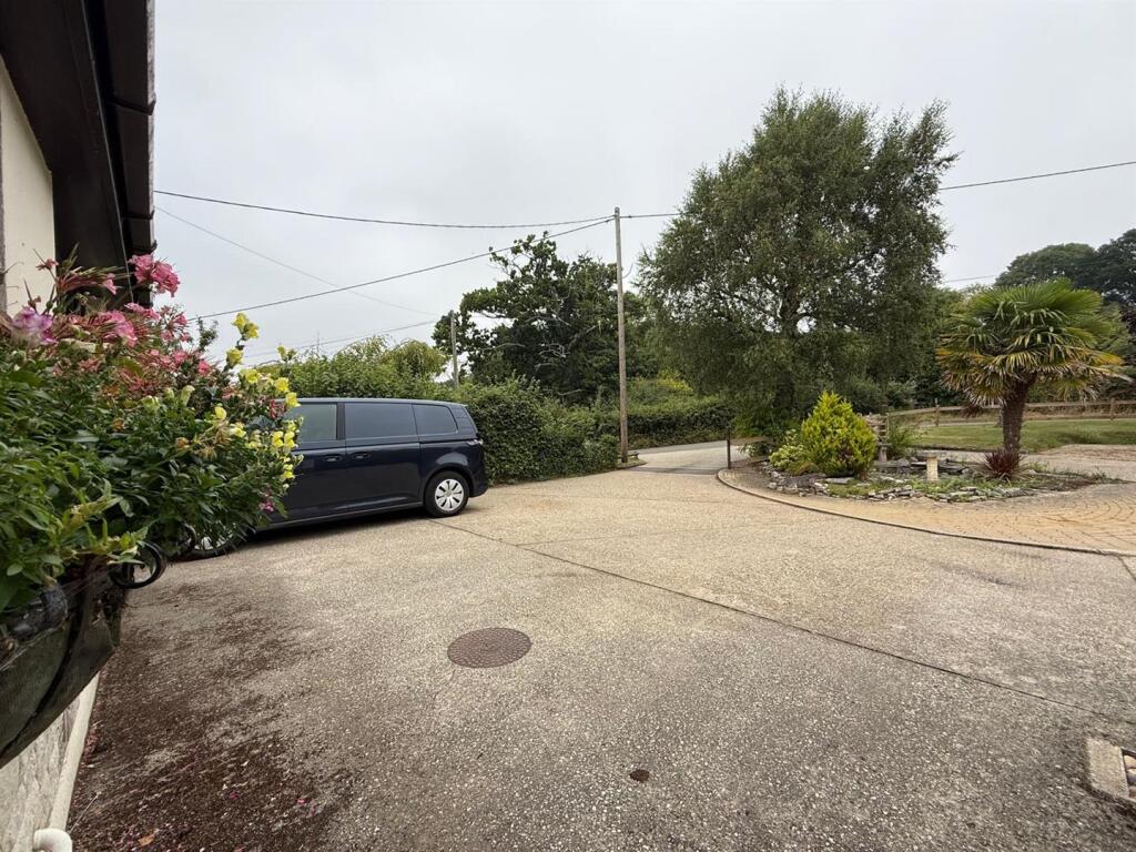 Additional image 31 of Dolmans Hill, Lytchett Matravers, Poole