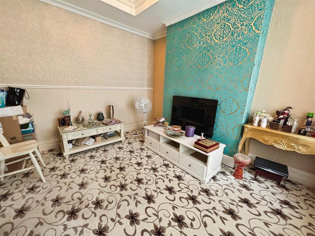 Additional image 6 of Parkside Road, Bradford, BD5 8PG