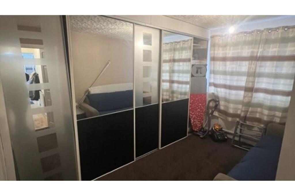 Additional image 10 of Aireville Crescent, Bradford, BD9