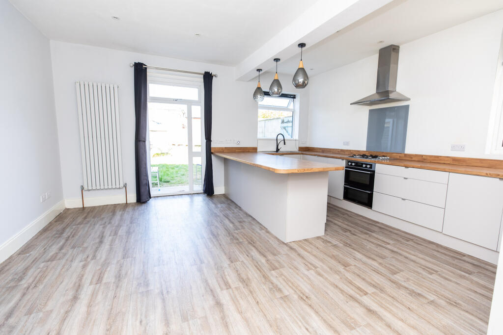 Additional image 4 of ***Brand New Detached House in Western Avenue***