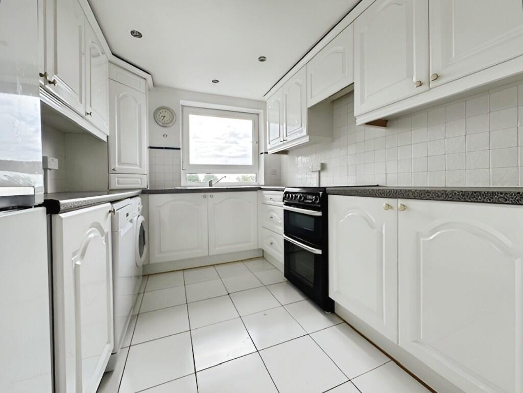 Additional image 7 of The Avenue, Poole, Dorset, BH13