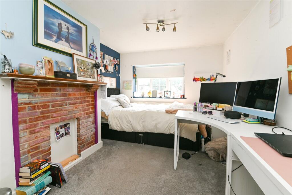 Additional image 7 of Barton Court Road, New Milton, Hampshire, BH25