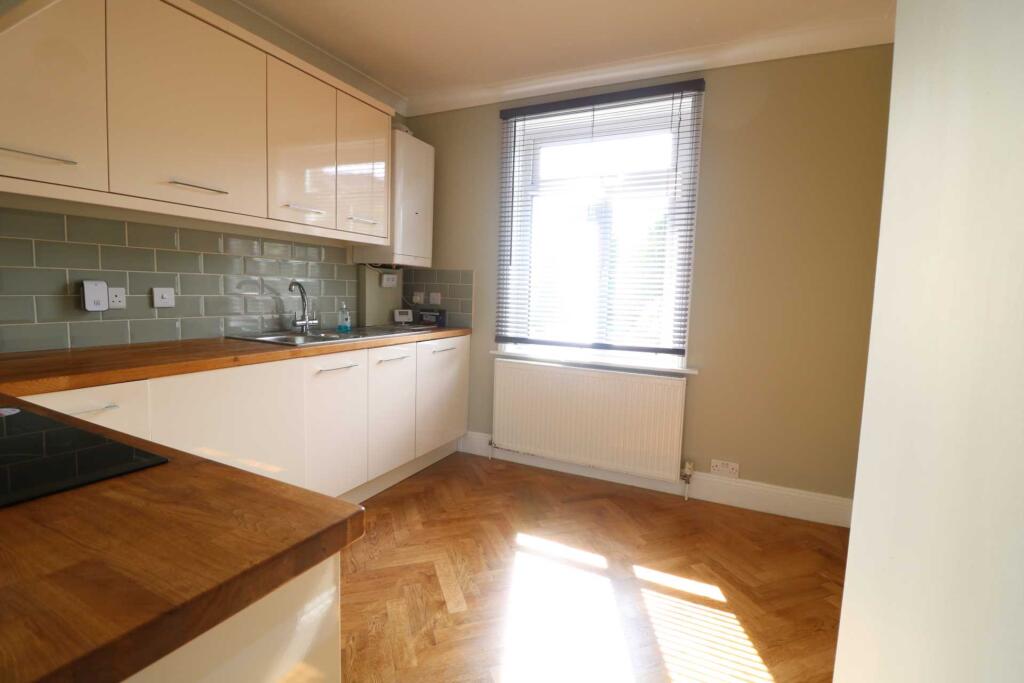 Additional image 9 of Close Queens Park Border / Charminster * Great Rental*