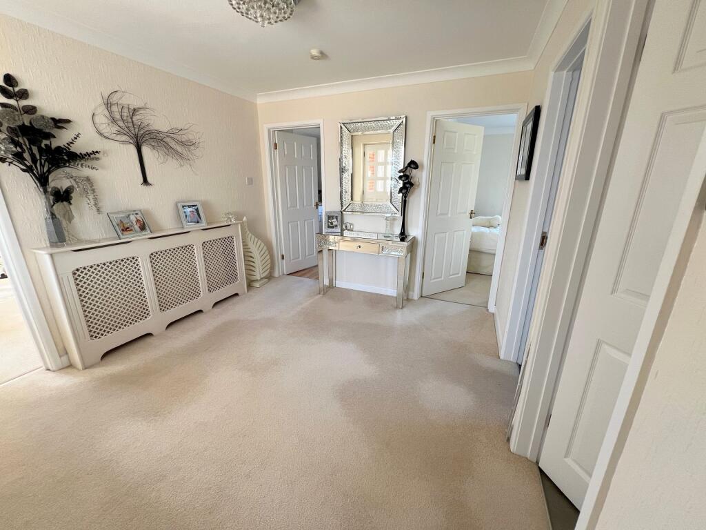 Additional image 6 of Woodlands Road, Barton On Sea, New Milton, Hampshire. BH25 7NS