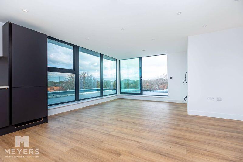 Additional image 2 of Reef Manor, 5 Wollstonecraft Road, Bournemouth, BH5