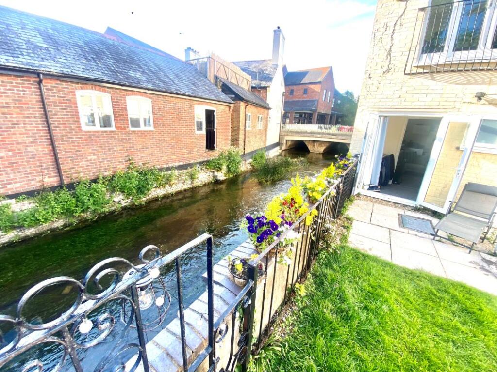 Additional image 2 of 37 East Street, Wimborne, Dorset, BH21 1DU