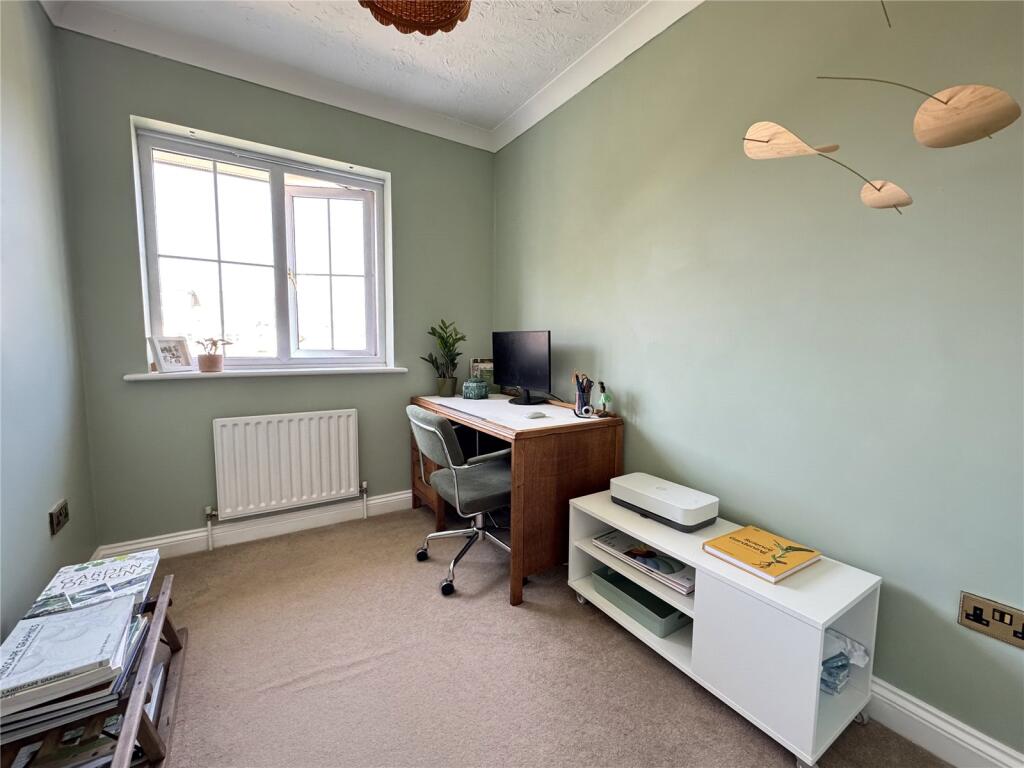 Additional image 11 of Marine Drive, Barton On Sea, Hampshire, BH25