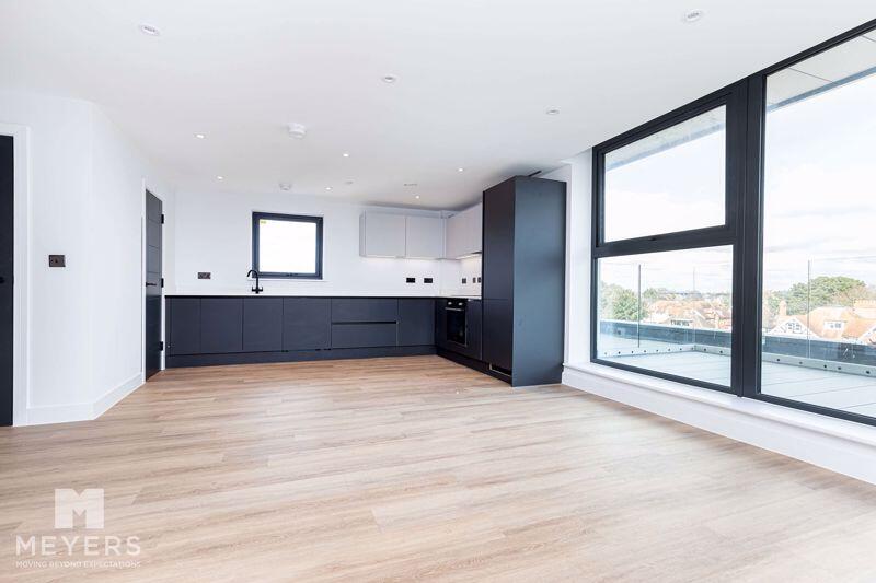 Additional image 4 of Reef Manor, 5 Wollstonecraft Road, Bournemouth, BH5