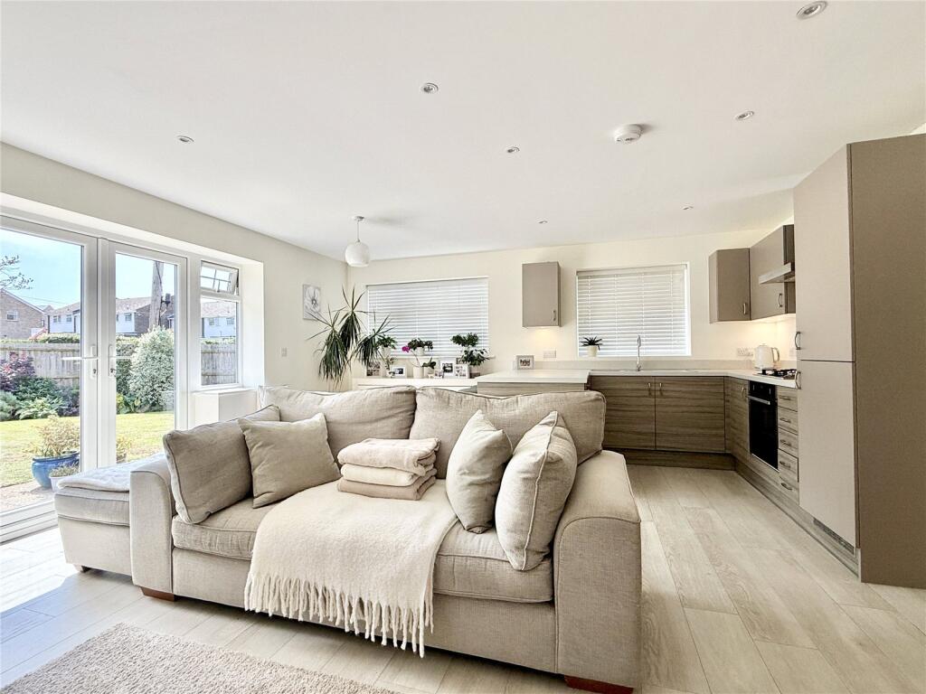 Additional image 7 of Seaton Road, Highcliffe On Sea, Christchurch, Dorset, BH23