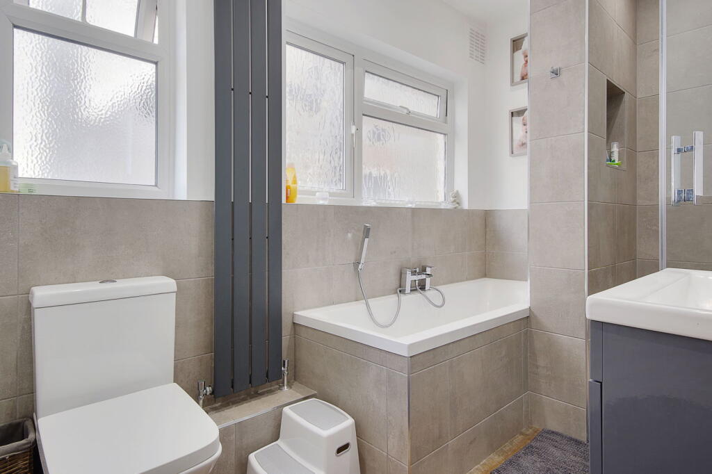 Additional image 21 of Queens Park, Bournemouth, BH8 9HZ