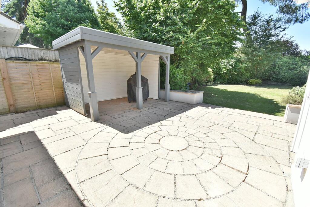 Additional image 25 of Robins Wood Drive, Ferndown, BH22