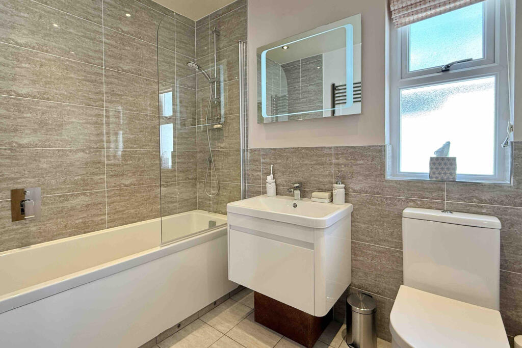 Additional image 20 of Pine Drive, St. Ives, BH24 2LN