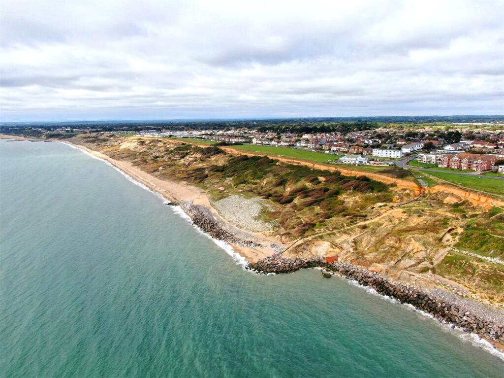 Additional image 16 of Janred Court, Sea Road, Barton on Sea, Hampshire, BH25