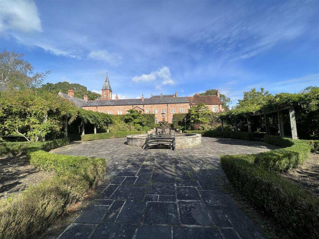 Additional image 21 of Stapehill Abbey, 276 Wimborne Road West