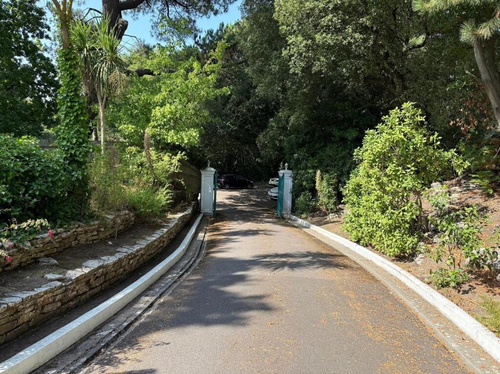 Additional image 32 of Strathaven 16 West Overcliff Drive, Bournemouth, BH4