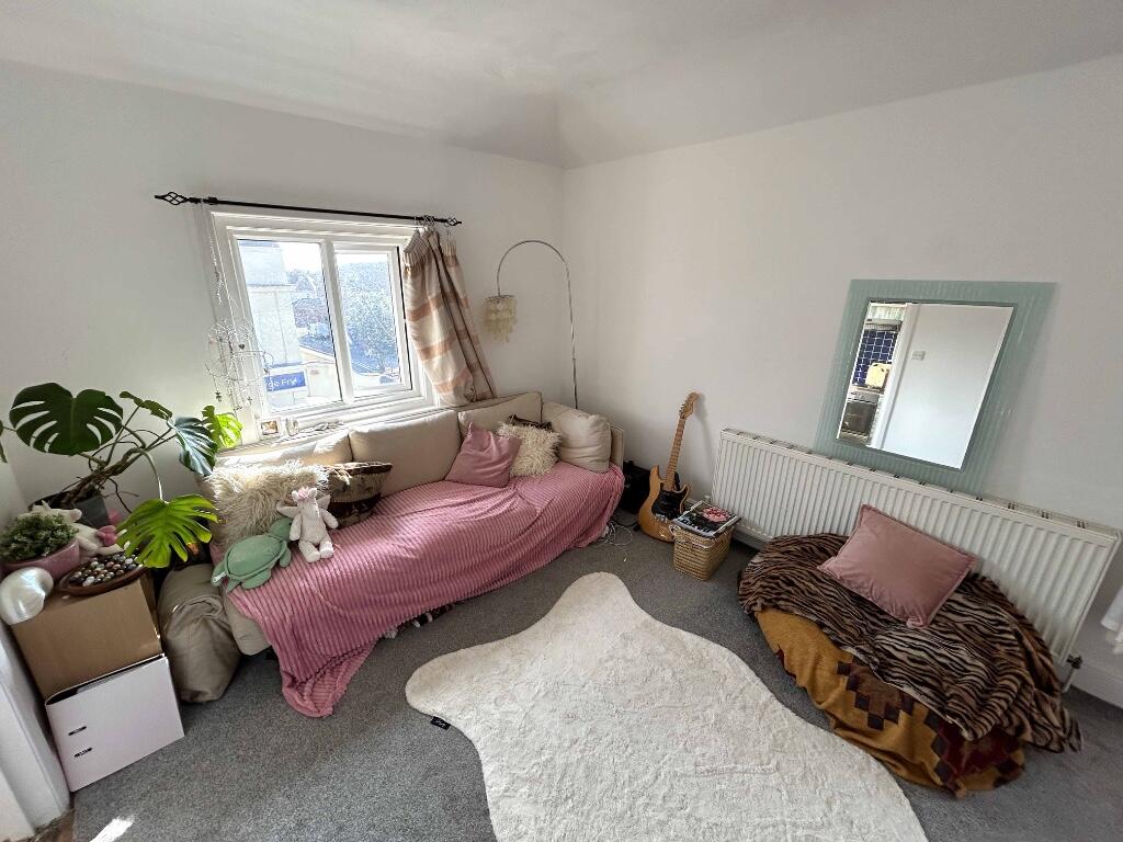 Additional image 12 of Christchurch Road, Bournemouth, nice one bed maisonette