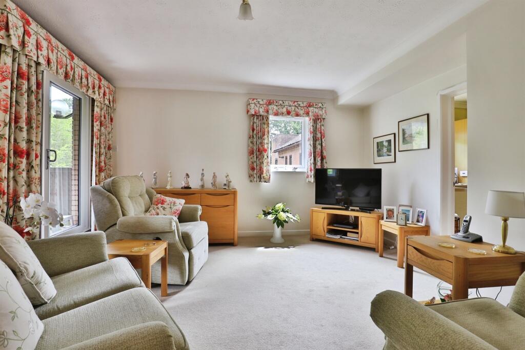 Additional image 4 of Roslin Road South, Bournemouth