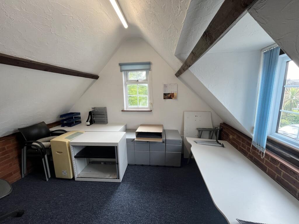 Additional image 6 of The Stables, 30 New Street, Ringwood, BH24 3AD