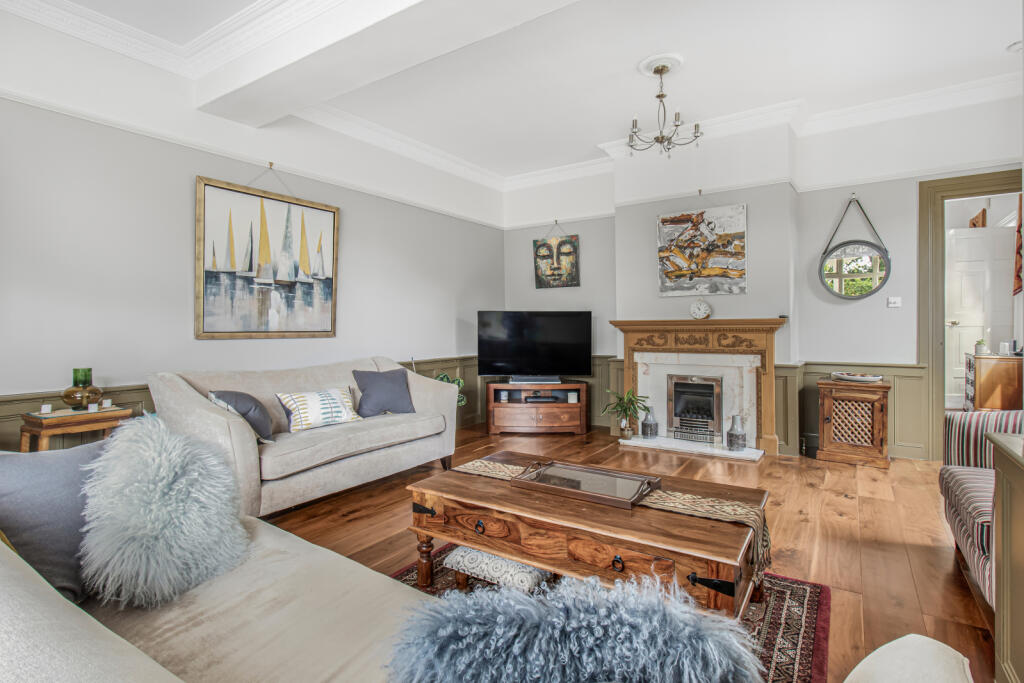 Additional image 4 of Lake Grove Road, New Milton, Hampshire, BH25